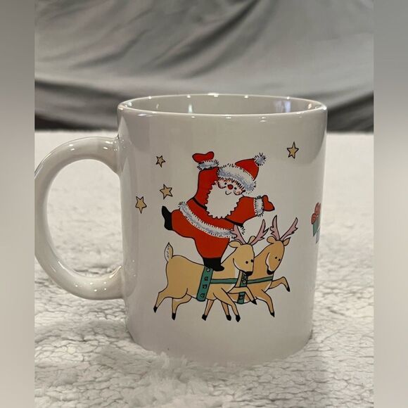 Vintage 10oz Christmas Stoneware Mug with Original Box Santa and Reindeer NOS - Picture 1 of 9